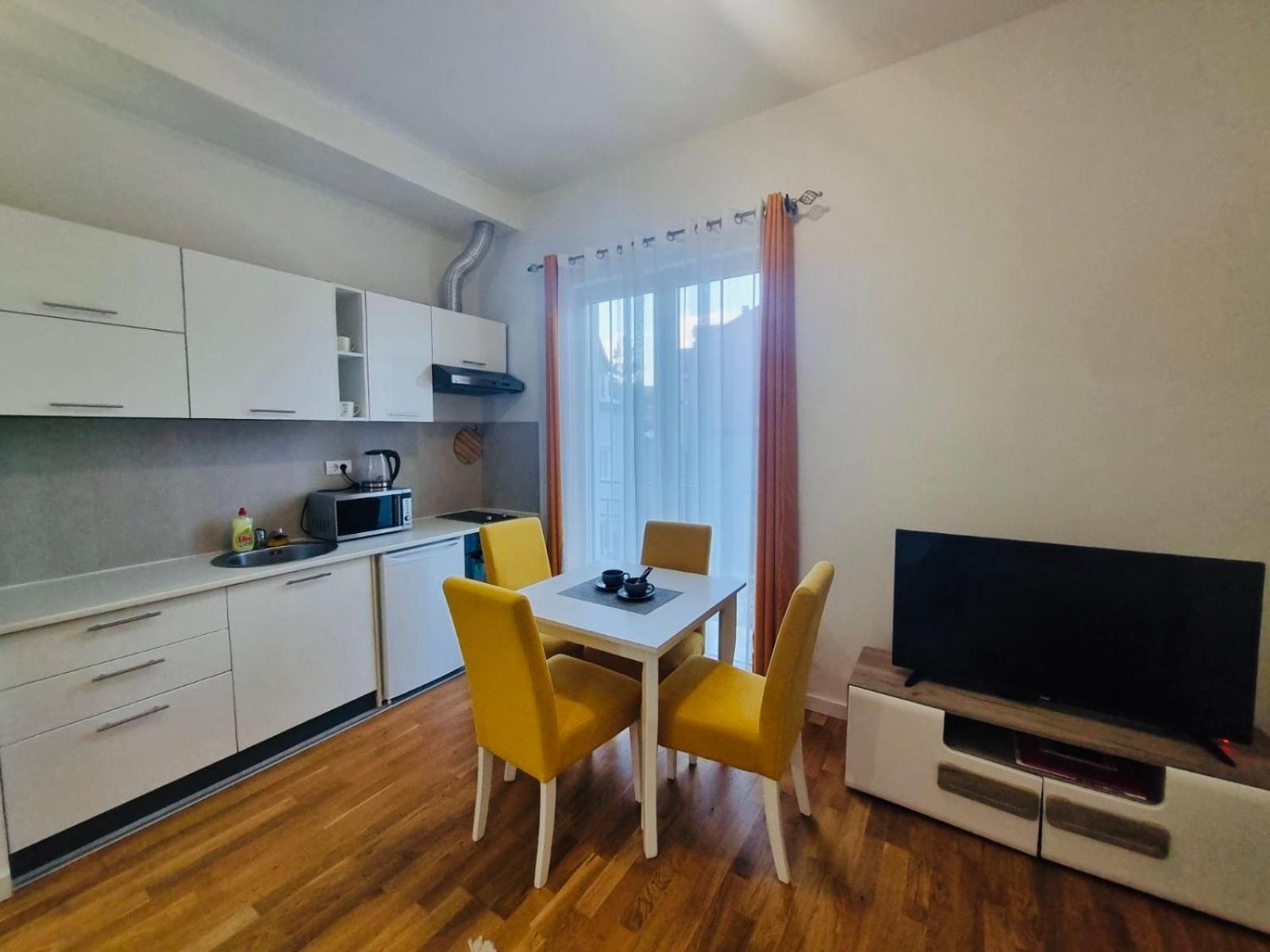 Apartment Dora Cetinje Exteriör bild